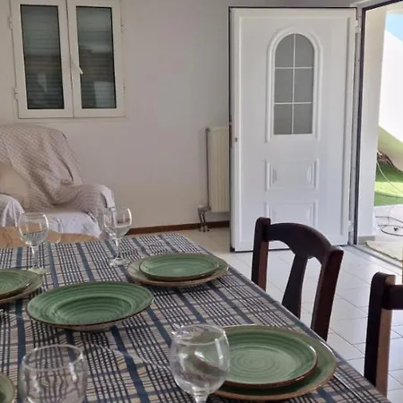 Madenia Country house *